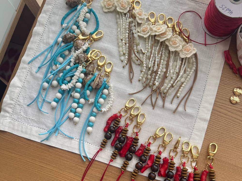 Різні формати - від кольорових до стриманих
