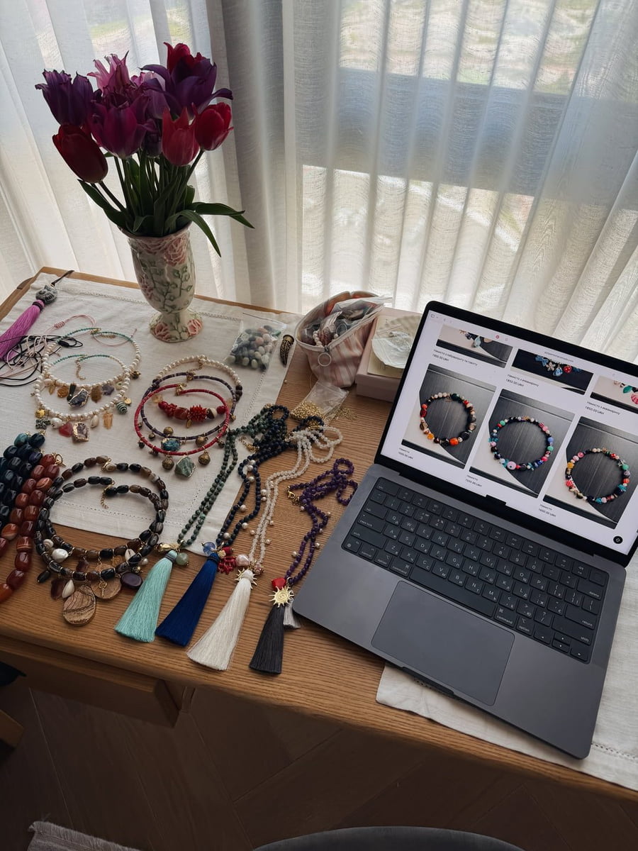 Подарункові коробки Pylypenko Handmade у плетеній сумці